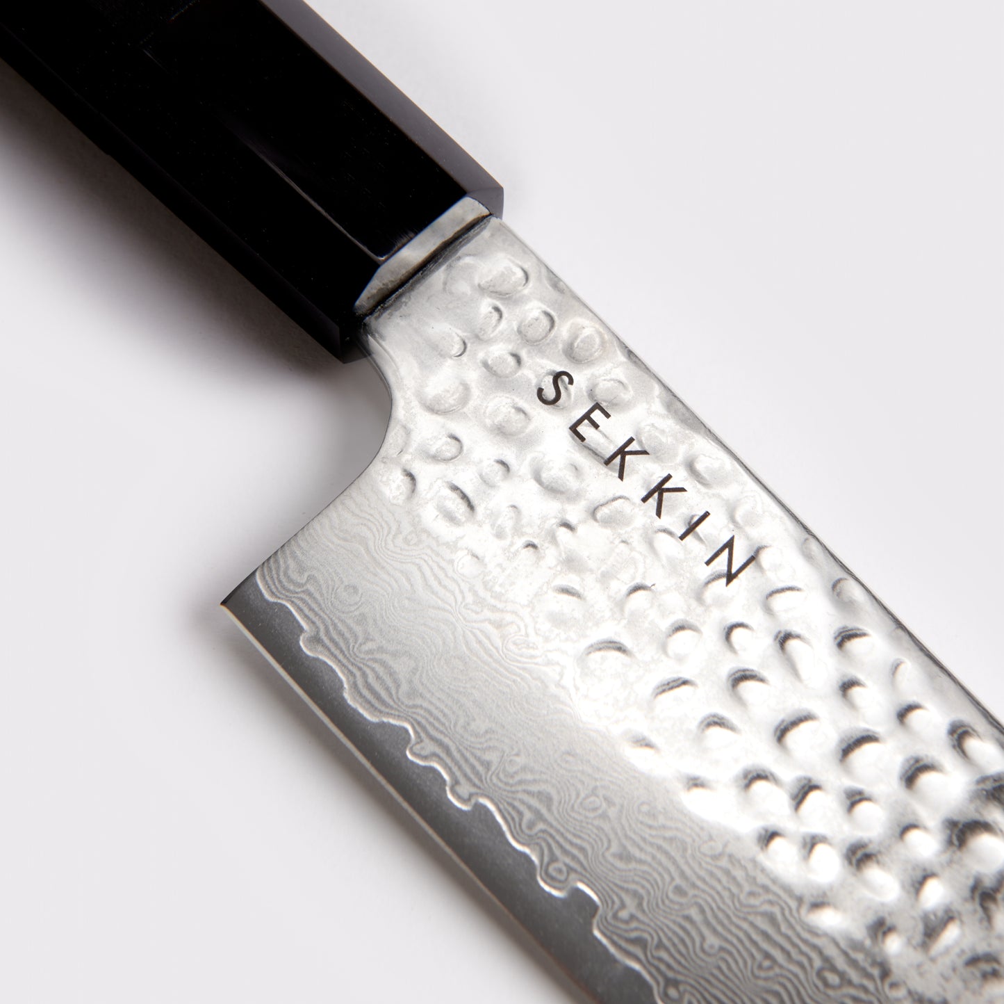 ESSENCE CHEF'S KNIFE