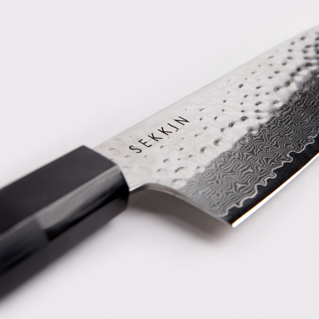 The Benefits of Using a High-Quality Chef's Knife in Your Kitchen